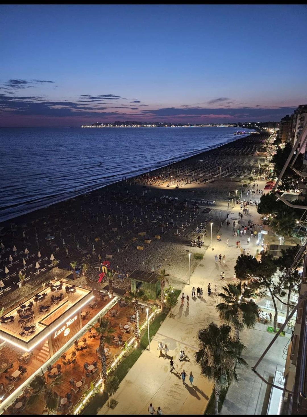 Matin Apartment Sea View Durrës Eksteriør bilde