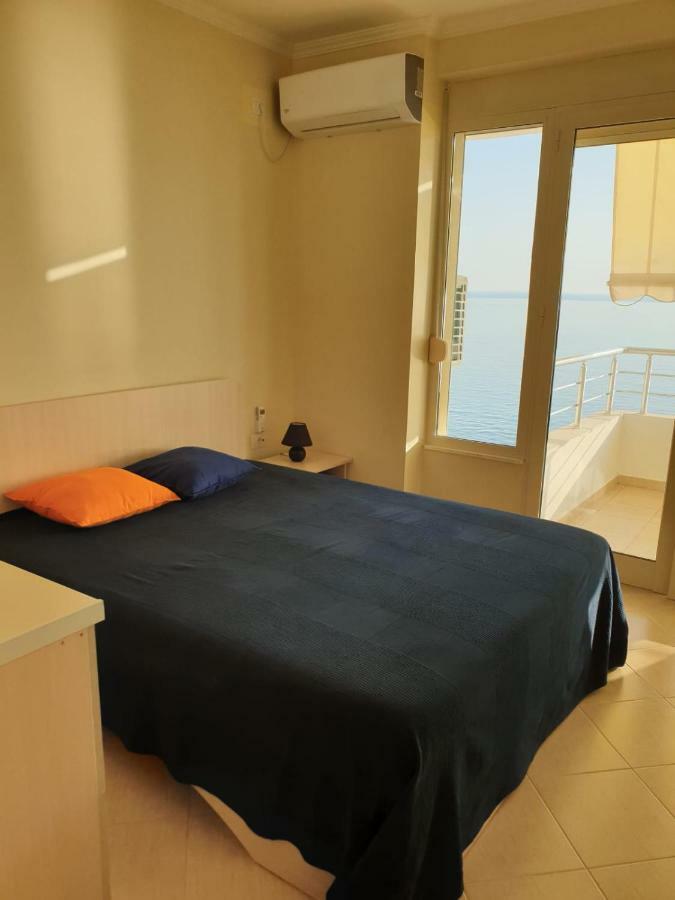 Matin Apartment Sea View Durrës Eksteriør bilde