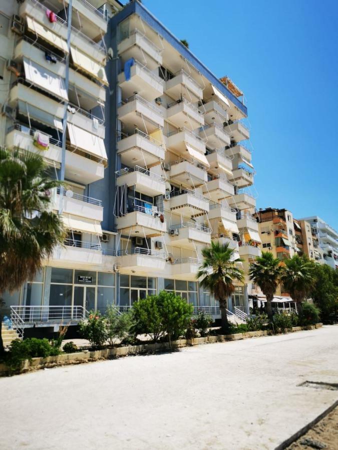 Matin Apartment Sea View Durrës Eksteriør bilde